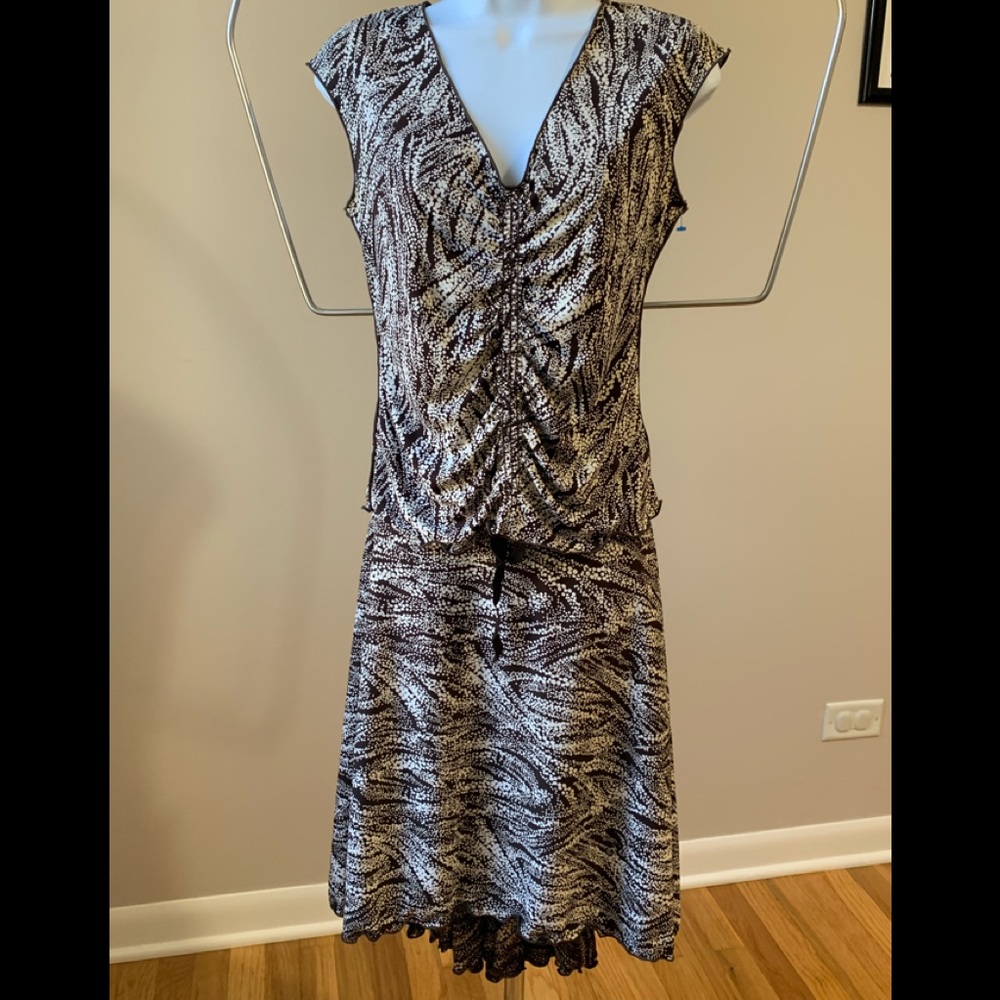 MAX STUDIO - Small brown & white 2pc skirt set